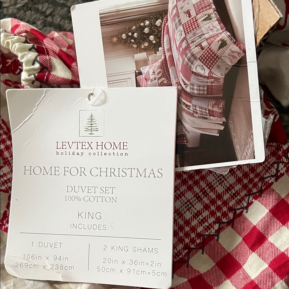 Levtex Home Red and White Duvet Cover Set